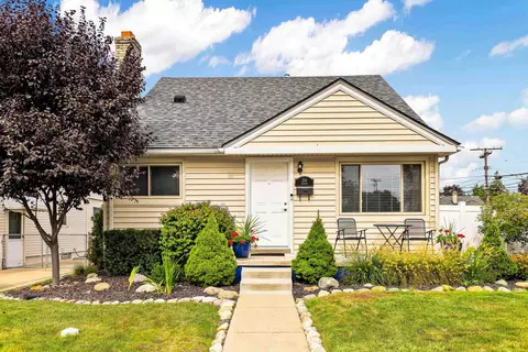 204 Chippewa, Clawson, MI 48017