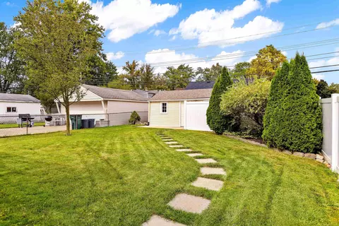 Exterior - 204 Chippewa, Clawson, MI 48017 photo 6 of 11