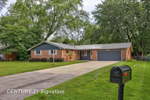 1686 Vancouver, Saginaw, MI 48638