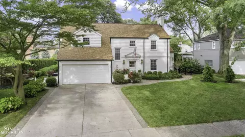 328 Touraine, Grosse Pointe Farms, MI 48236
