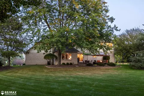 1398 Highland Mdws, Flint, MI 48532 photo 32