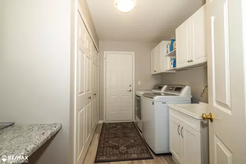 1398 Highland Mdws, Flint, MI 48532 photo 26