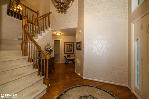 1398 Highland Mdws, Flint, MI 48532 photo 3