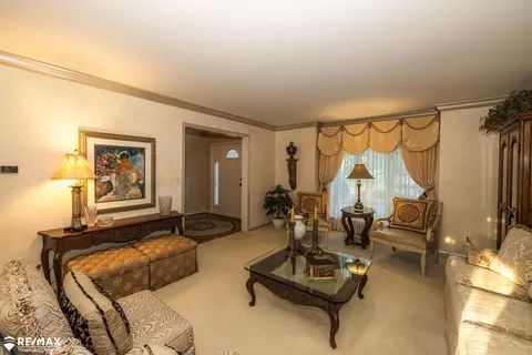 1398 Highland Mdws, Flint, MI 48532 photo 5