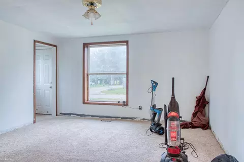 205 W Sprague, Bancroft, MI 48414 photo 10