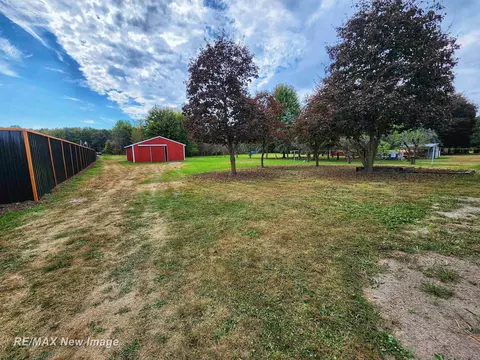 16737 Gratiot, Hemlock, MI 48626 photo 45
