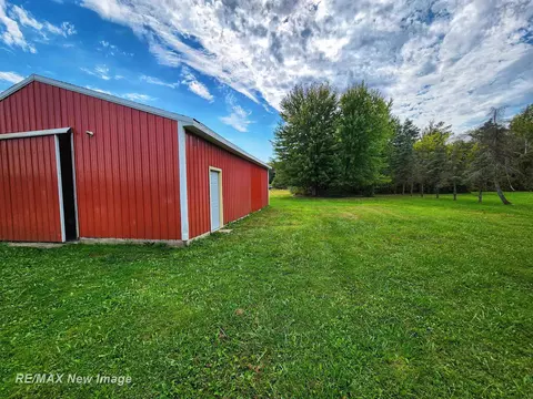 16737 Gratiot, Hemlock, MI 48626 photo 44
