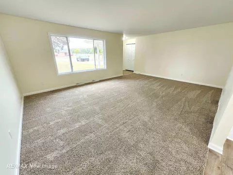 16737 Gratiot, Hemlock, MI 48626 photo 6