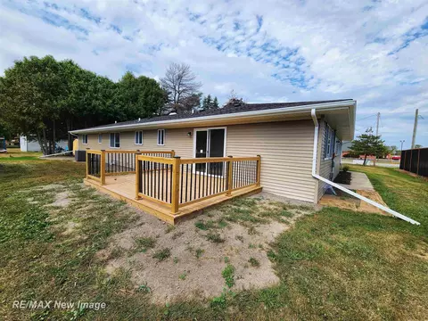 16737 Gratiot, Hemlock, MI 48626 photo 37
