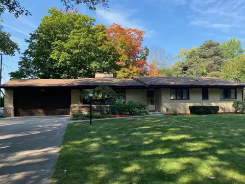 1069 Orchard, Essexville, MI 48732