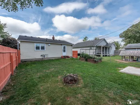 Exterior - 3283 6th, Monroe, MI 48162 photo 5 of 7