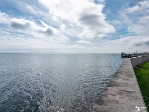 View/Area - 3283 6th, Monroe, MI 48162 photo 3 of 3