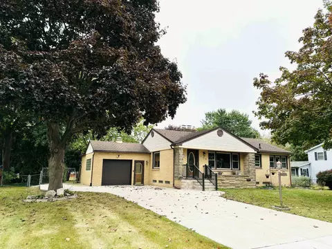 704 Handy, Bay City, MI 48706