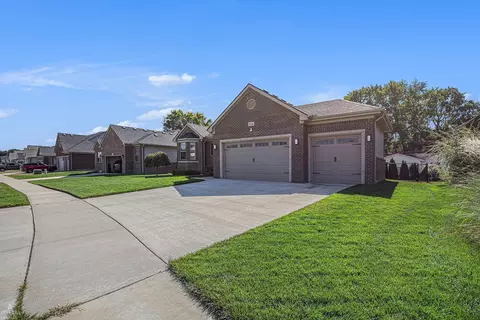 23126 Merlene, Macomb, MI 48042 photo 2