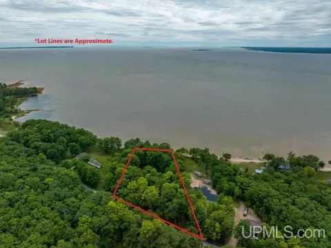 8319 Ee25, Rapid River, MI 49878