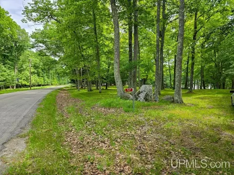 8319 Ee25, Rapid River, MI 49878 photo 17