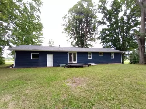 2144 S M-18, Gladwin, MI 48624 photo 4