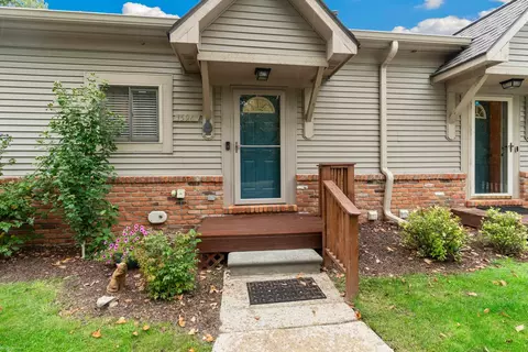 1596 Rivers Edge #59, Rochester Hills, MI 48309