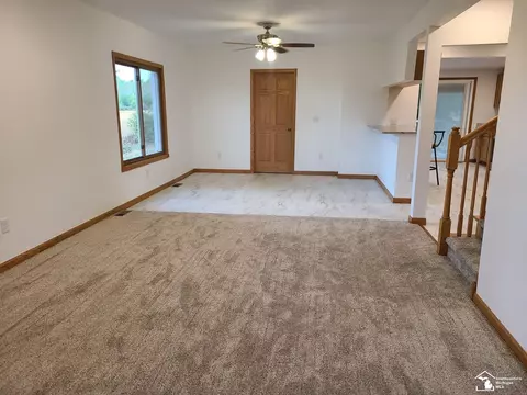 Living - 7921 Crabb Rd, Temperance, MI 48182 photo 4 of 4