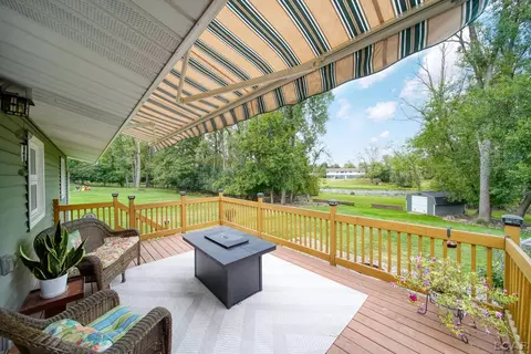Exterior - 1608 N Dade, Jackson, MI 49203 photo 6 of 22