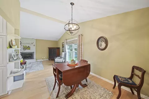 Dining - 1608 N Dade, Jackson, MI 49203 photo 1 of 4
