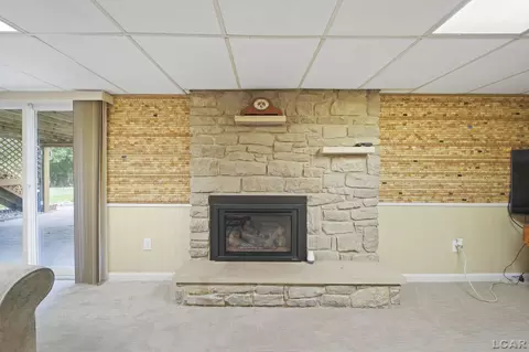 Living - 1608 N Dade, Jackson, MI 49203 photo 3 of 3