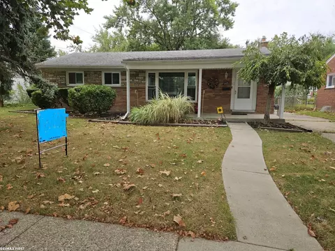 3822 Rome, Warren, MI 48091