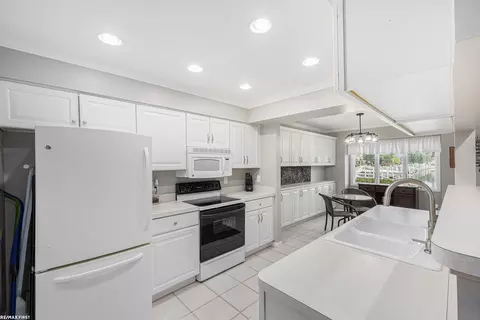 651 Pointe Tremble, Algonac, MI 48001 photo 6