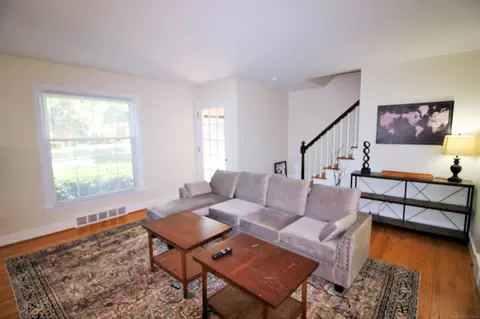 825-827 Neff, Grosse Pointe, MI 48230 photo 8