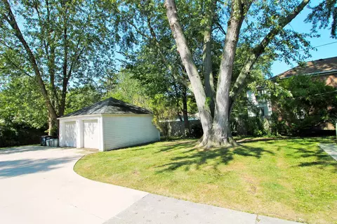 825-827 Neff, Grosse Pointe, MI 48230 photo 28
