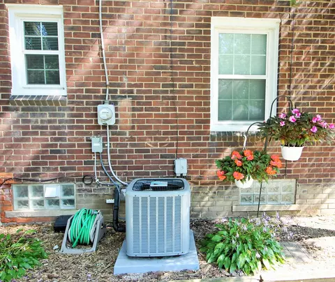 825-827 Neff, Grosse Pointe, MI 48230 photo 31