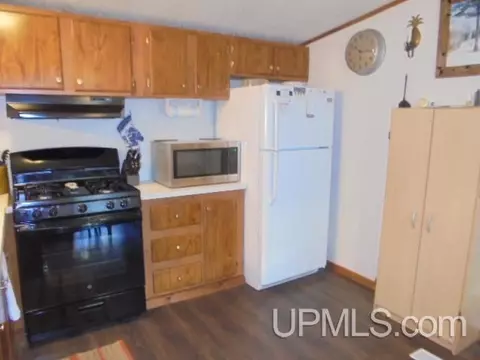 Kitchen - 103 Maple, Ewen, MI 49925 photo 2 of 2