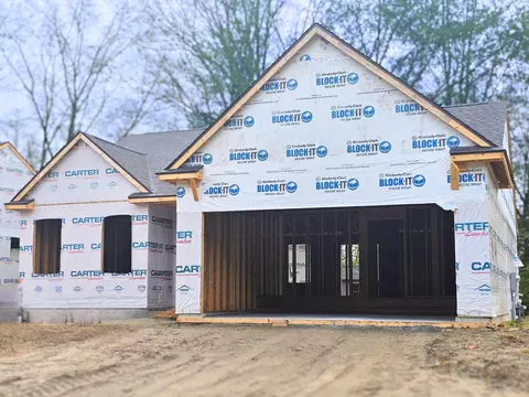 11441 Hidden Oaks UNIT 8, Clio, MI 48420