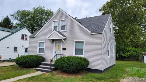 Exterior - 627 Helme, Adrian, MI 49221 photo 4 of 4