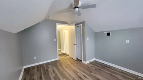 Entry Way - 627 Helme, Adrian, MI 49221 photo 3 of 5