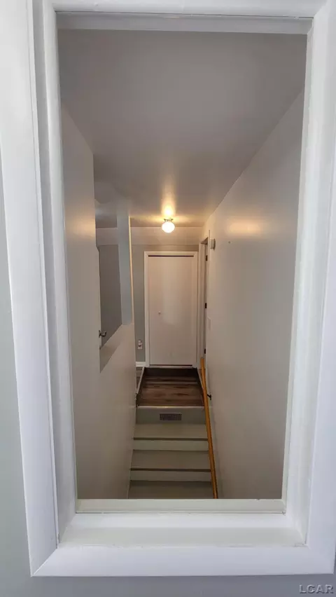 Entry Way - 627 Helme, Adrian, MI 49221 photo 5 of 5