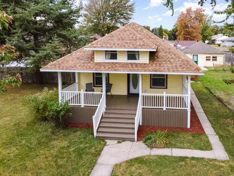 1683 Cass, Bay City, MI 48708