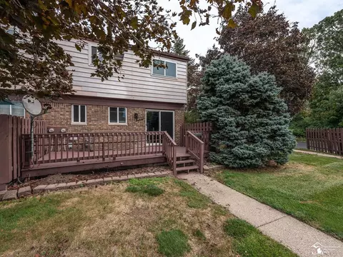 261 Sheffield, Saline, MI 48176 photo 26