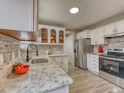 261 Sheffield, Saline, MI 48176 photo 9