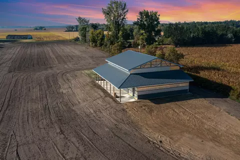 2377 Almeda Bch, Pinconning, MI 48650 photo 2