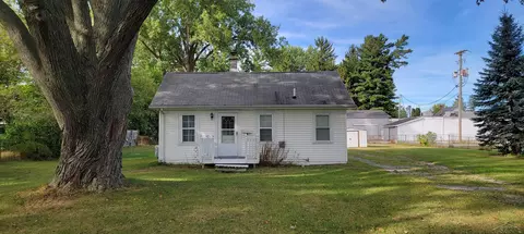 1570 Schust, Saginaw, MI 48604