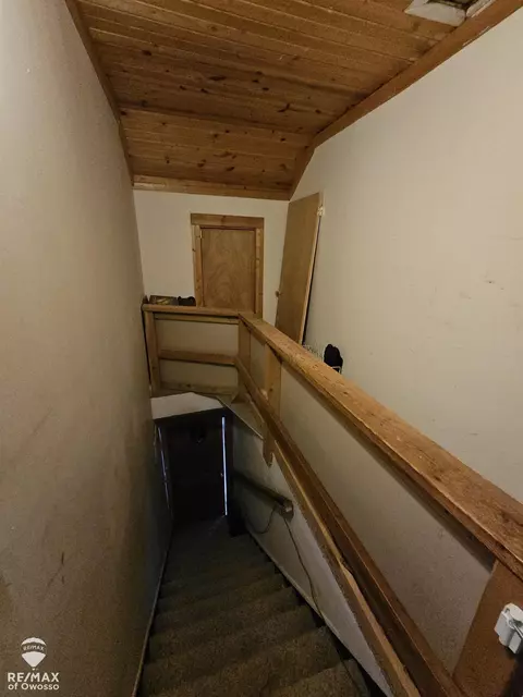 Entry Way - 202 E Main, Elsie, MI 48831 photo 2 of 2