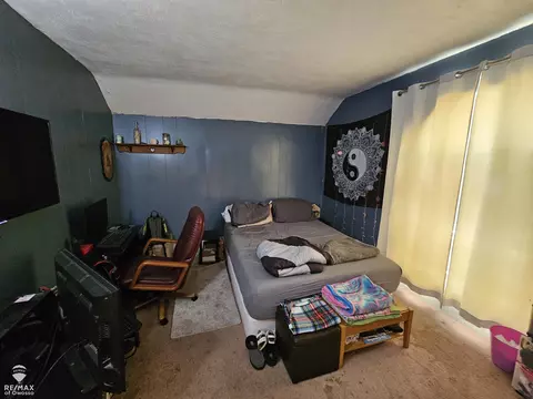 Bedroom - 202 E Main, Elsie, MI 48831 photo 3 of 4