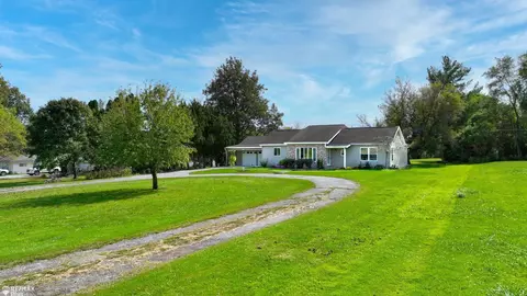 3795 Davison, Lapeer, MI 48446