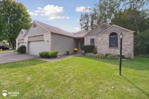 9616 Creekside, Davison, MI 48423 photo 2
