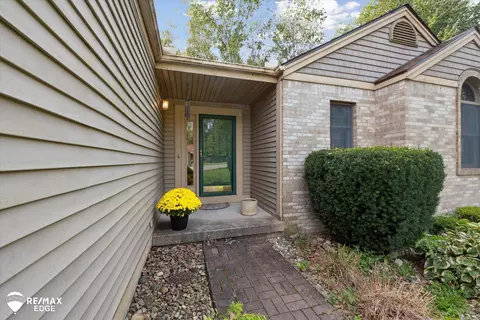 9616 Creekside, Davison, MI 48423 photo 3