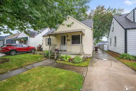 Other - 4214 Cadillac, Wayne, MI 48184 photo 2 of 5