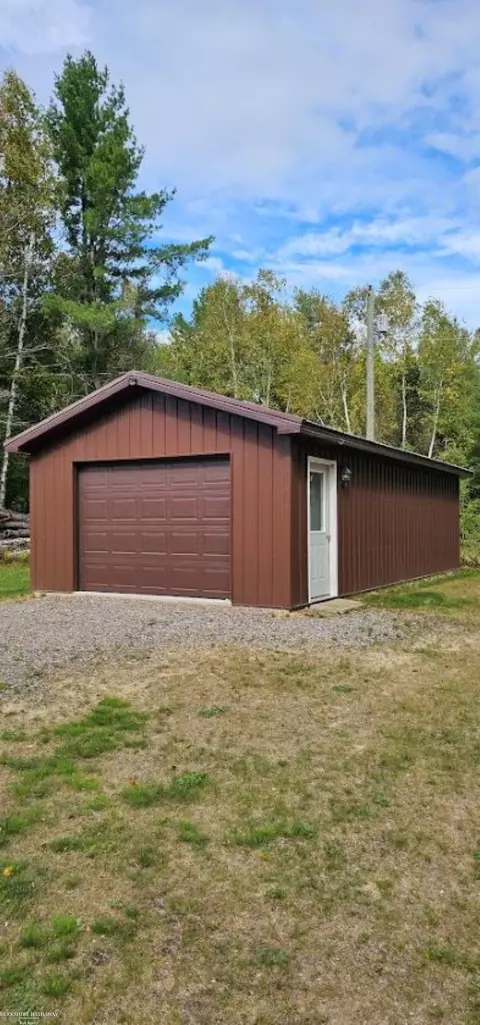 6323 Hintz, Palms, MI 48465
