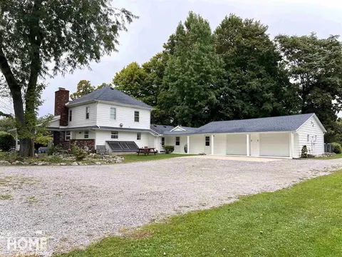 7009 M 52, Owosso, MI 48867