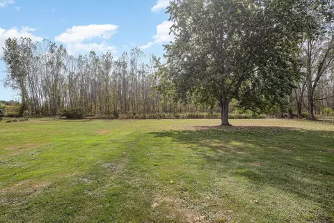 2356 Erickson, Pinconning, MI 48650 photo 24